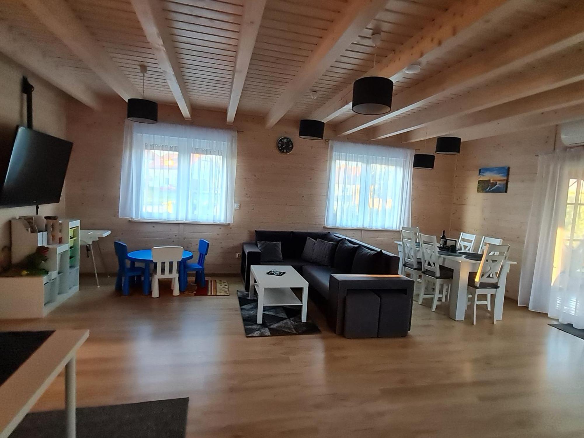 Sloneczny Zakatek Villa Lubrza  Kültér fotó